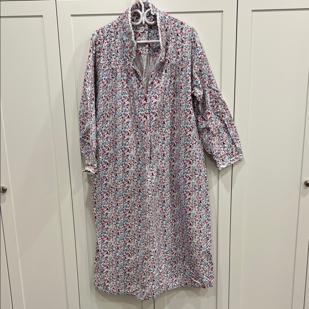 Floral Print Women's Nightgown